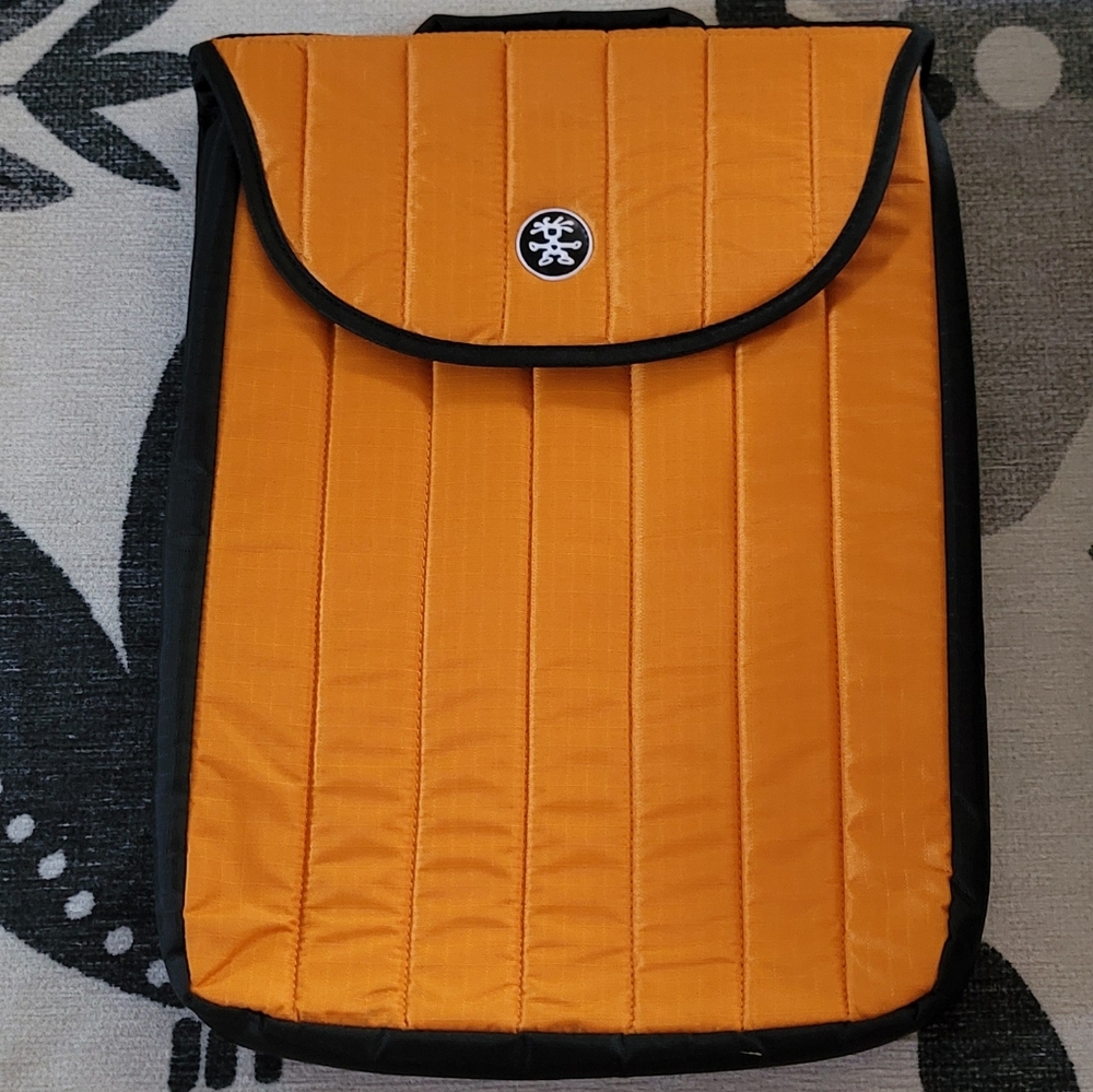 Crumpler Backpack - Picture 5 of 5